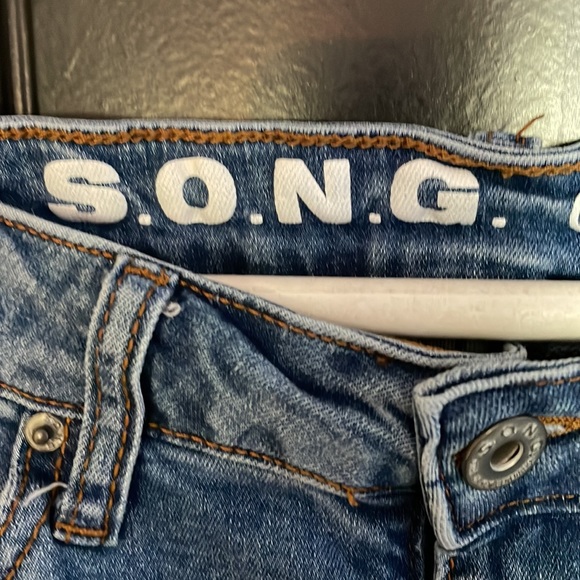 Ladies Jeans size 13/31 Curvy High rise Skinny Ankle Grazer. Pre-Owned - Picture 6 of 8